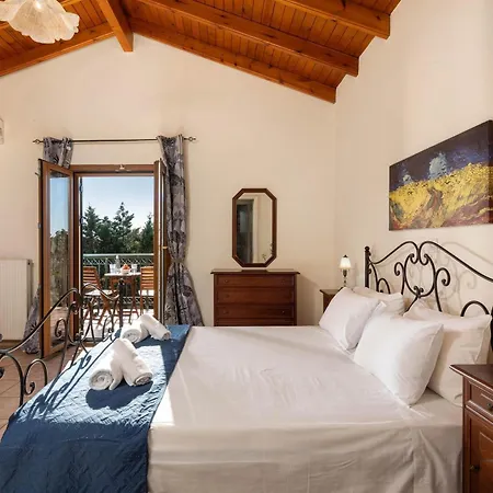 Lefki Limni Retreat 300m From