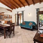 Lefki Limni Retreat 300m From Вилла Vragkaniotika