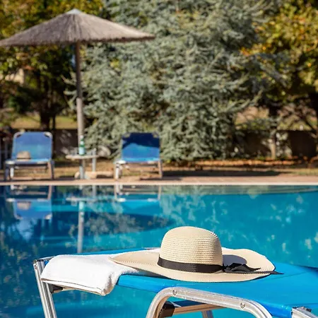 Lefki Limni Retreat 300m From